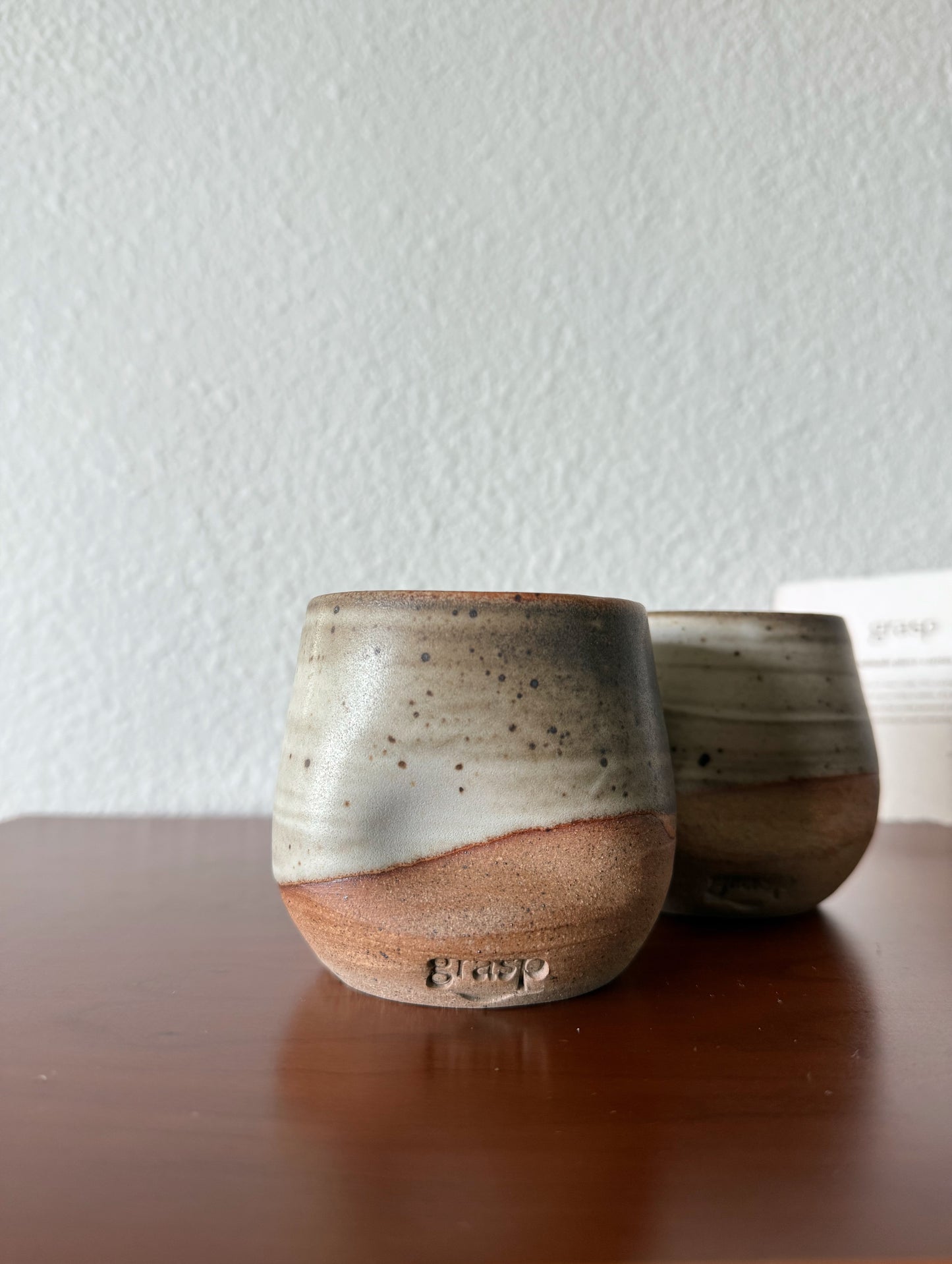 Gray Grasp Cup